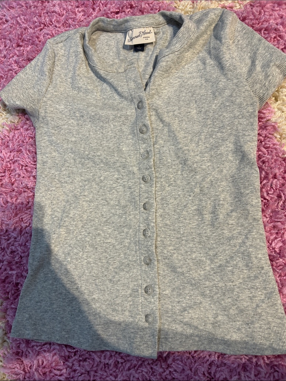 Universal Thread Light Gray Ribbed Button-Front Top
